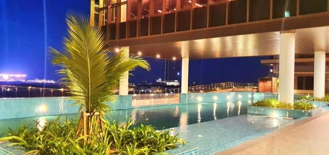 Jrv Hotelstyle Homestay Melaka Extérieur photo